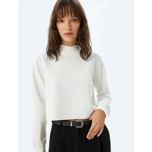 Basic Dik Yaka Sweatshirt Uzun Kollu