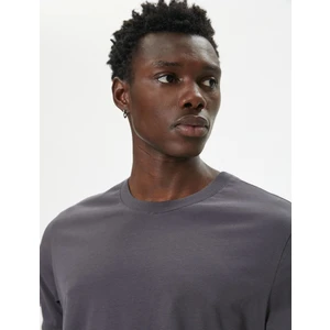 Basic Tişört Slim Fit Kısa Kollu Bisiklet Yaka