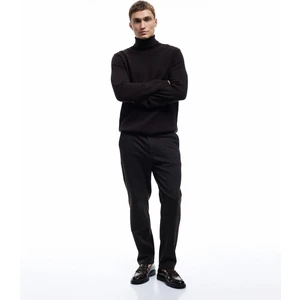 Uzun Kollu Basic Boğazlı Triko Kazak