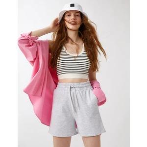 Belden Bağlamalı Şort