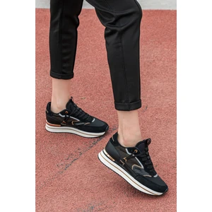 Süet ve Hakiki Deri Detaylı Kadın Sneaker