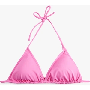 Boyundan Bağlamalı Üçgen Bikini Üstü