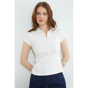 Basic Yarım Fermuarlı Polo Yaka Slim Fit Tişört