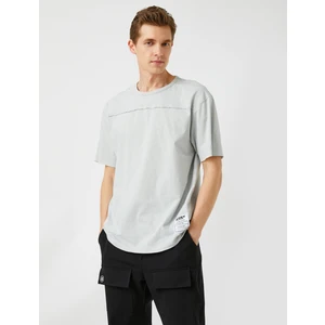 Oversize Tişört Etiket Detaylı