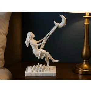 Ay'a Doğru Salıncak Figürü (15CM)