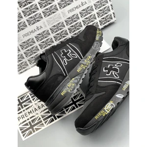 Mick Sneaker