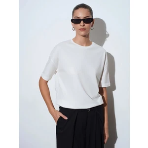 3683 Basic T-Shirt-Ekru