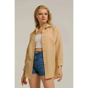 Kadın Açık Bej Oversize Uzun Basic Gömlek ARM-22Y001118