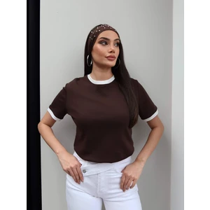 Esra Helvacı Biyeli Bisiklet Yaka T-Shirt