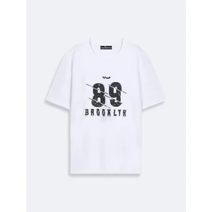 Beyaz T-Shırt