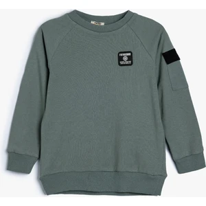 SWEATSHIRTS