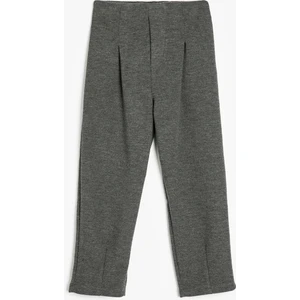 Basic Pantolon Beli Lastikli Pile Detaylı