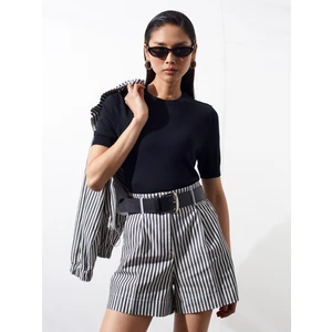 10872 Lyocell Karışımlı Minimal Bluz-Siyah