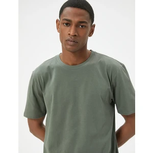 Basic Tişört Slim Fit Bisiklet Yaka Kısa Kollu Pamuklu