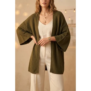 Kadın Oversize Dökümlü Yarım Kol Basic Hırka