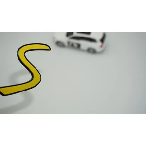 Dk Tuning Mini Cooper S Bagaj Siyah Sarı Logo Amblem