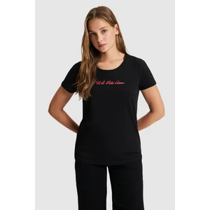 U.S. Polo Assn. Kadın Siyah Basic Tişört 50323450-VR046