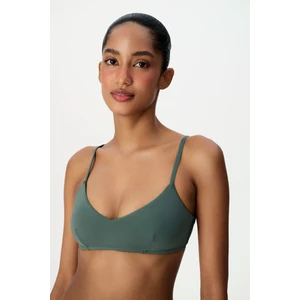 Yeşil Front V Yaka Bikini Üstü