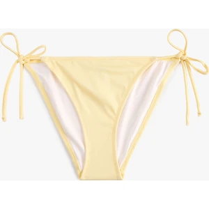 Yanları Ipli Üçgen Bikini Altı