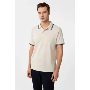 Bej Regular Fermuarlı Polo Yaka Tişört