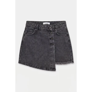 It's Basic Kadın Gri Renk Önü Düğmeli Denim Şort Etek
