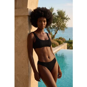 Kadın Siyah Renkli Gipeli Bikini Üst
