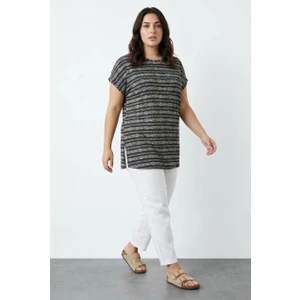 Stil Diva Çizgili Yırtmaçlı T-Shirt