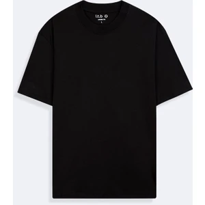 Bisiklet Yaka Basic Siyah T-Shırt