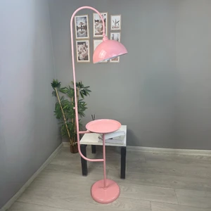 Pembe Metal Sehpalı Hareketli Başlık E27 Lambader