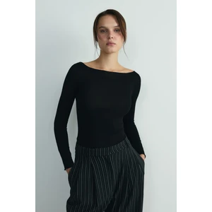Suud Collection Siyah Lindy Bluz