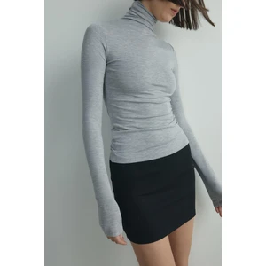 Suud Collection Gri Boğazlı Body