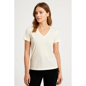 V Yaka Kadın T-Shirt