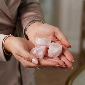 Taş Sandığı Ham Pembe Kuvars Taşı Kütle