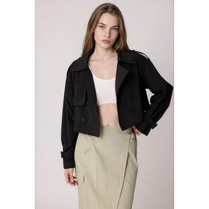 Astarlı Önü Düğmeli Crop Trençkot