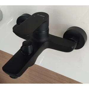 Siyah Banyo Bataryası Aç - Kapa Özellikleriyle Şık ve Fonksiyonel