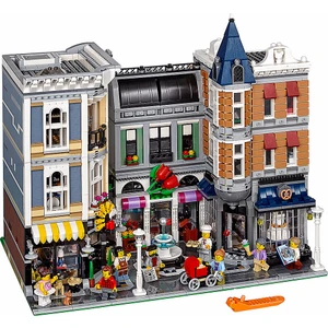 Creator Expert 10255 Assembly Square Parçalı Set 49 Parça Hediyelik Seçeneği