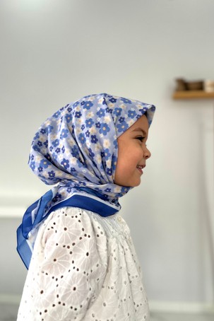 Başörtü Dükkanı Başörtü Çocuk Pamuk Eşarp Mavi Kır Çiçeği