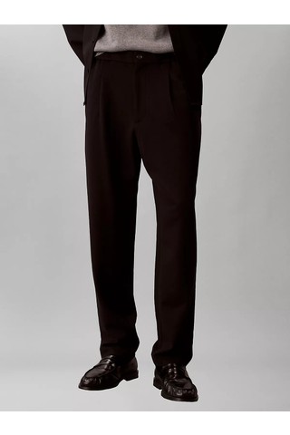 Calvin Klein Erkek Paçaları Daralan Normal Kalıp Pileli Ince ve Esnek Kumaşlı Siyah Pantolon LV04LF607G-UB1
