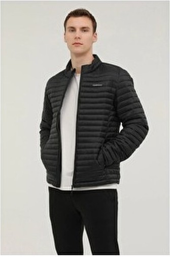 Lumberjack Perry Siyah Hakim Yaka Mont Kadın İçin Su İtici Özellikli Casual Model M Beden