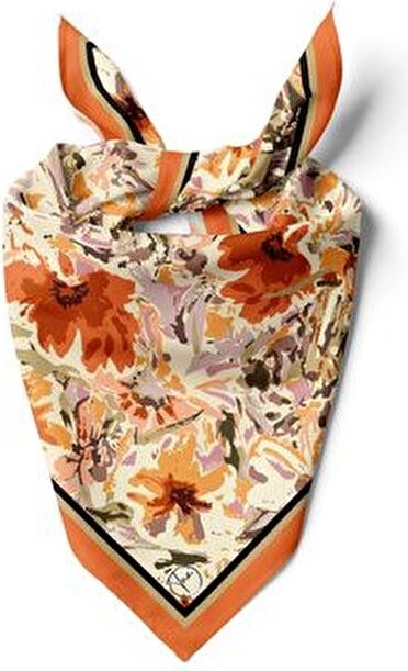 Tua Orange Flower Desen Çok Renkli Bandana/fular Polyester Kumaş Kadın Aksesuarı Şık ve Zarif