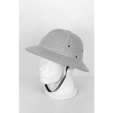 Тәтті екі балапан бір-бірінің қырылған бөртпелерін жалайды Донецктегі транссексуалды жезөкшелер