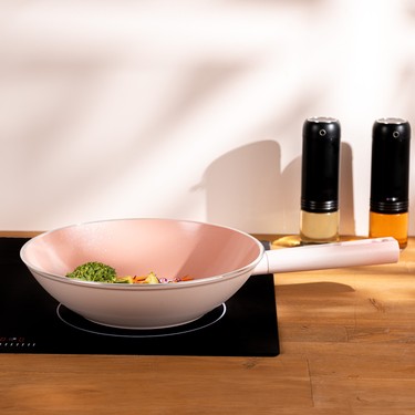 Emsan Swiss Crystal Pembe Wok Tava 28 cm Seramik Kaplama ile Fiyatı
