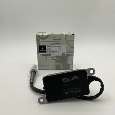 Noxセンサー 窒素酸化物センサー ベンツ用 アクトロス用 A0101531428 0101531428 5Wk97329ANOX窒素酸化物センサー5WK97329A  A0101531428 0101531428 24Vベンツ対応 Actros Trcuk 車の窒素酸素 Nox センサー 5WK97329A  A0101531428 0101531428 、互換性のあるベンツ Actros ... NOX窒素酸化物センサー5WK97329A A0101531428 0101531428ベンツActros Trcuk車用窒素酸素N