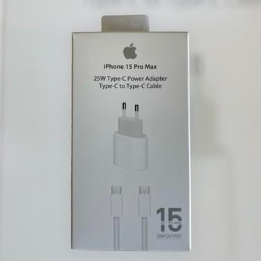 まさ 　Apple iPhone 15 USB-C対応 Esf Apple iPhone 15 Type-C Anti Toz Şarj Tıpası - Şarj Fiyatı スマートフォン本体
