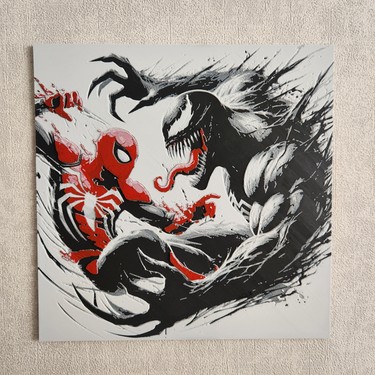 Spiderman Vs Venom: Heyecan Verici Karakter Mücadelesi Fiyatı