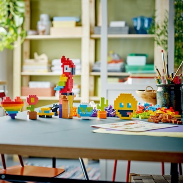 LEGO® Classic Bir Sürü Yapım Parçası 11030 Fiyatı