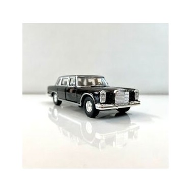 Welly 1963 Mercedes-Benz 600 1/36 Ölçek Detaylı Tasarımlı Fiyatı