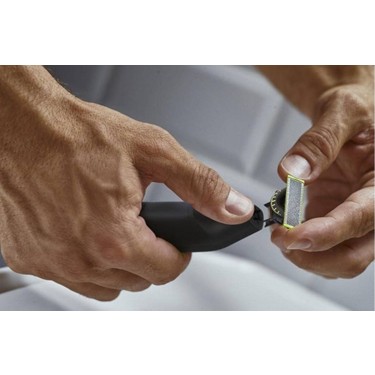 Philips Oneblade Pro QP6541/15 Sakal Düzeltici, Islak ve Fiyatı