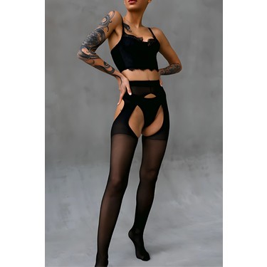 Seksi qizlar külotlu çorap video