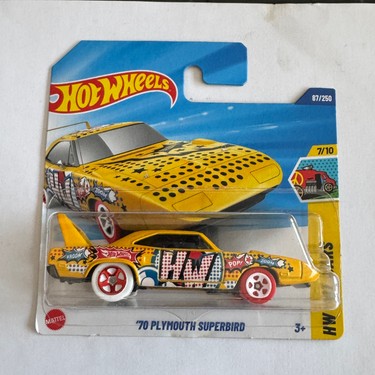Plymouth Superbird 42号車 Hot Wheels Plymouth Superbird Fiyatı - Taksit Seçenekleri